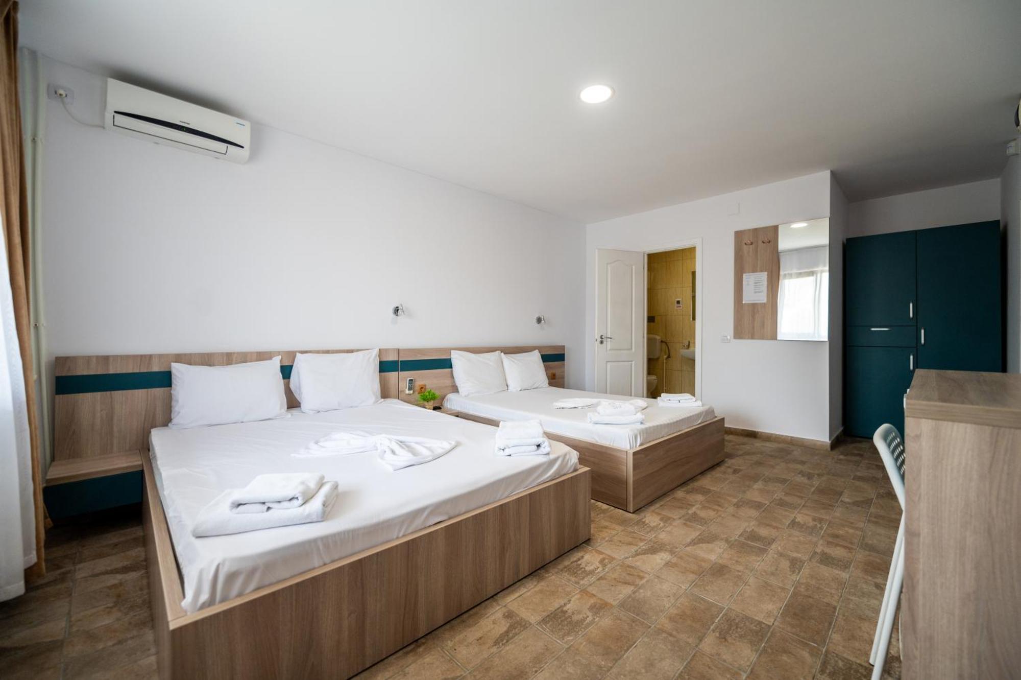 Vila Dumio เอโฟริเอนอร์ด ภายนอก รูปภาพ